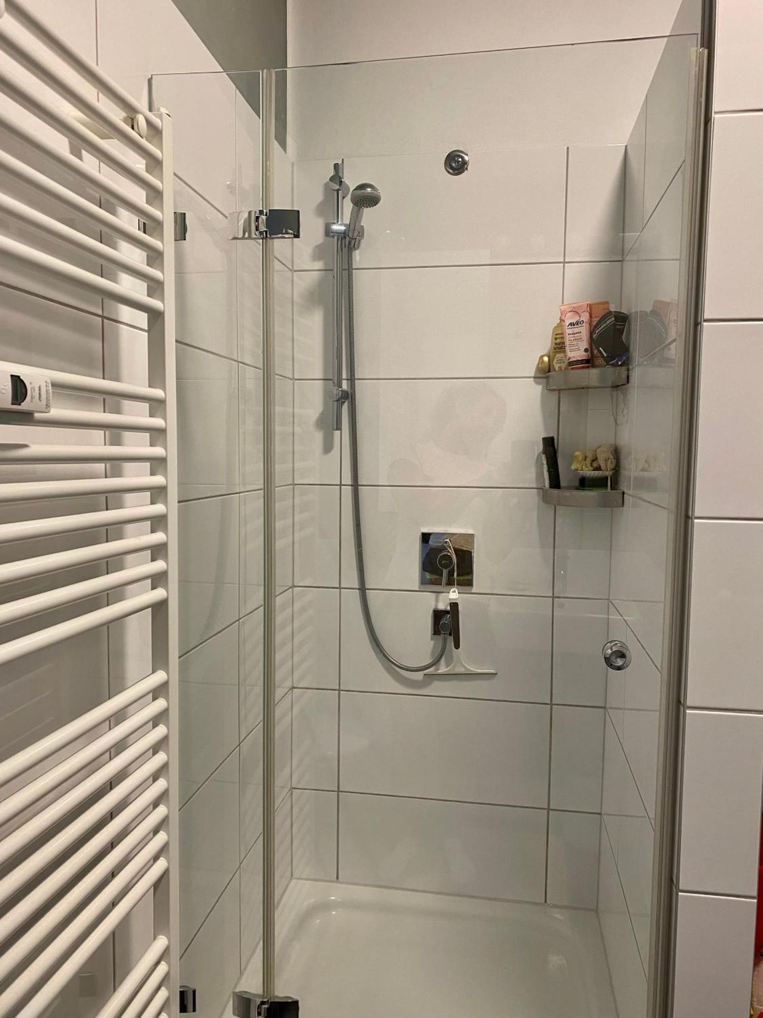 In Der Maxvorstadt Mit Gemeinschaftsbad Munich